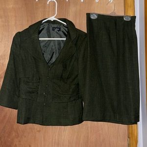 T.Milano 2 piece suit
